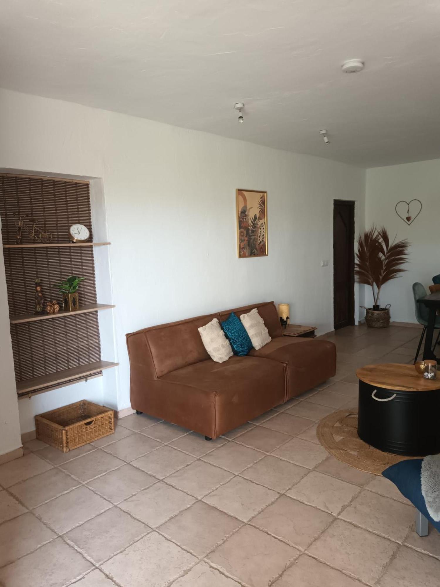 Un Poco Mas Apartment Canillas de Aceituno